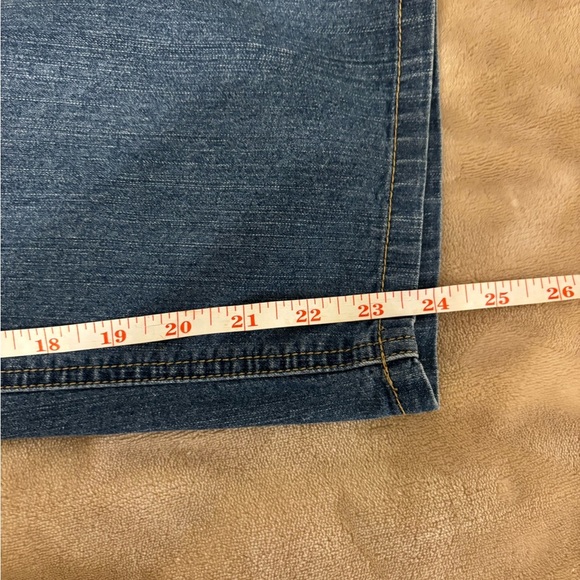 Daisy Fuentes Blue Ankle Cropped Jeans - Picture 6 of 9
